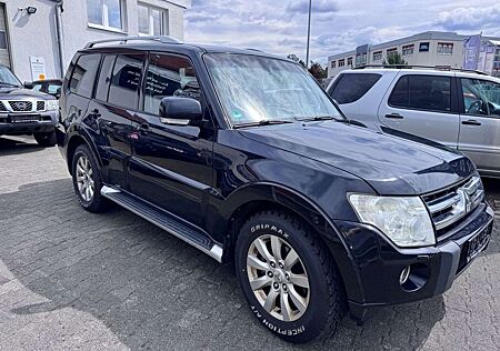 Mitsubishi Pajero 3.2 DI-D Instyle