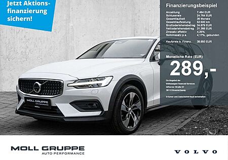 Volvo V60 CC V60 Cross Country B4 AWD Ultimate Pano 360Grad 4xShz