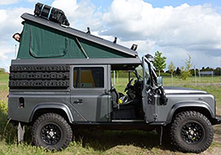 Land Rover Defender 110 DPF Station Wagon Adventure