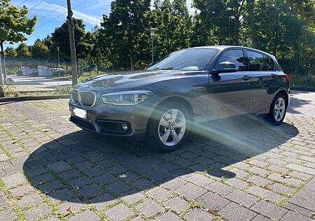 BMW 120d 120 1er Diesel (5-Türer) Aut. Urban Line