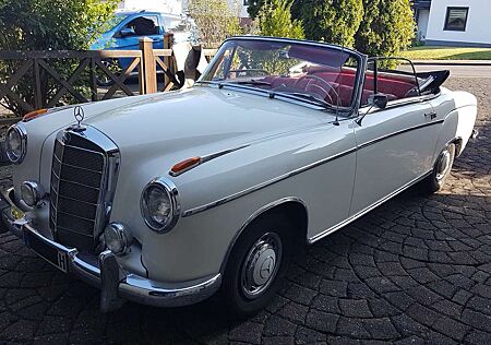 Mercedes-Benz 220 Ponton - Cabrio