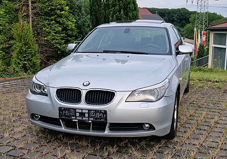 BMW 520i 520 🚗 , Xenon, PDC, Navigation, 164tkm 🚗