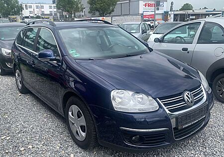 VW Golf Variant Volkswagen 2.0 TDI DPF . Einparkhilfe. Anhängerkupplung