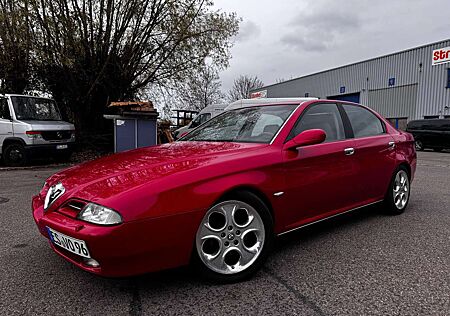 Alfa Romeo 166 3.0 V6 24V Sportronic Distinctive