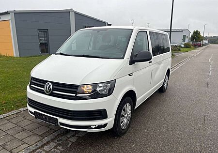 VW T6 Multivan Volkswagen 2.0TSI*AHK*NAVI*KAMERA*UVM