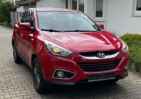 Hyundai ix35 blue 1.6 2WD Finale