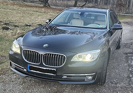 BMW 740Li 740