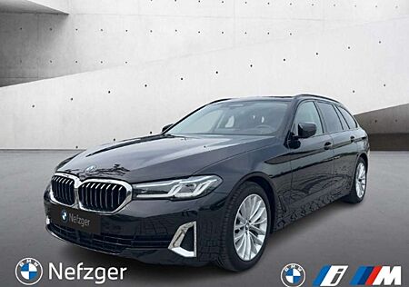 BMW 530 d xDrive Touring Luxury Line AHK Laser Standhzg