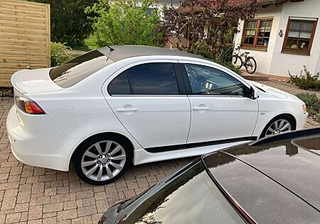 Mitsubishi Lancer 1.8 CVT Instyle