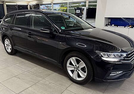 VW Passat Variant Volkswagen Passat*Variant*Navi*App-Con*Kamera*ACC*LED*