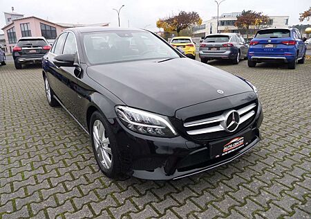 Mercedes-Benz C 300 e HYBRID EQ Power+Sound Komfort Paket+Navi+LED+1HD