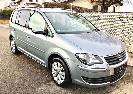 VW Touran Volkswagen 1.4 TSI 140 PS Family Freestyle - 7 Sitzer !