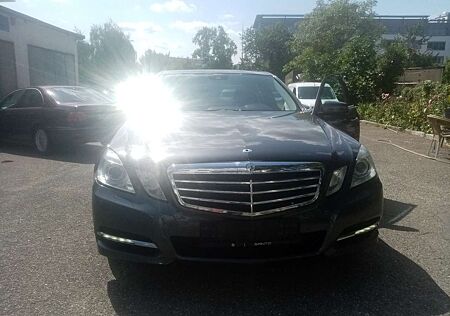 Mercedes-Benz E 300 CDI BlueEfficiency (212.025)