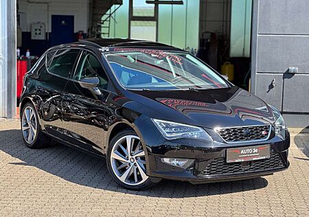 Seat Leon FR 135 KW Autom. Leder Navi Panorama LED...