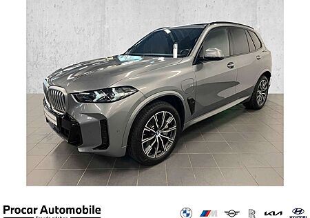 BMW X5 xDrive50e M Sport PANO AHK RFK NAVI Standh.