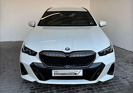 BMW 540 dA xDrive Tour. M Sport Pro LiveCock.LED.AHK.