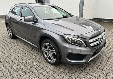 Mercedes-Benz GLA 200 AMG Street Style AHK Tempo 19" BiXenon....