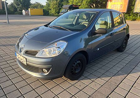 Renault Clio III 1.6 16V BJ 2005