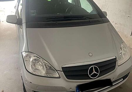 Mercedes-Benz A 180 Autotronic
