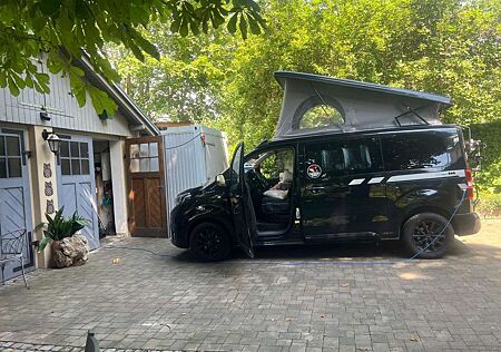 Toyota Pro Ace Proace crosscamp
