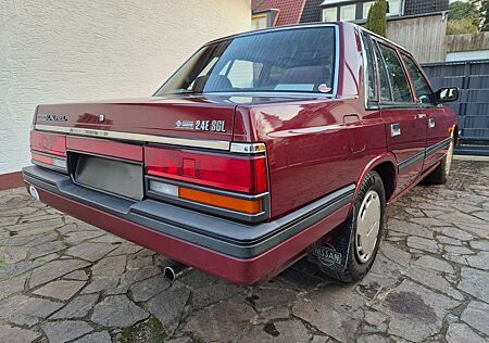 Nissan Laurel 2.4 E SGL