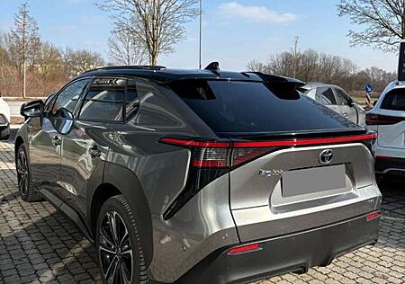 Toyota bZ4X X-MODE Comfort- und Technik-Paket