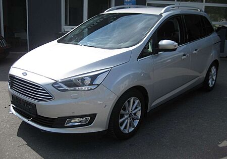 Ford Grand C-Max Titanium