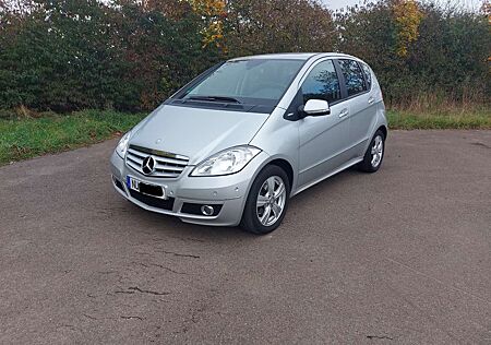Mercedes-Benz A 180 gebraucht kaufen Mercedes-Benz A 180 CDI Autotronic AVANTGARDE