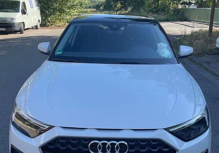 Audi A1 25 TFSI Sportback advanced