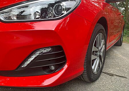Hyundai i30 1.4 Trend 8" Display Kamera