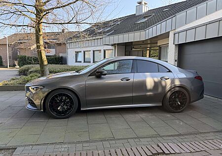 Mercedes-Benz CLA 250 LED/8fach/TÜVneu/Service Neu/ 3Jahre Garantie/VOLL