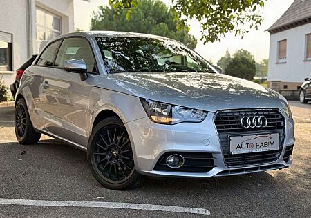Audi A1 1.6 TDI * ATTRACTION * SPORTFAHRWERK * PDC
