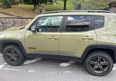 Jeep Renegade Trailhawk 4WD