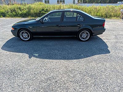 BMW 523 523i