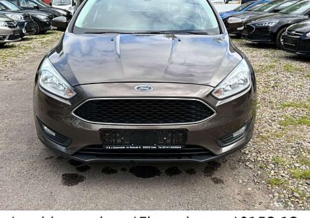 Ford Focus Turnier Business*Navi*PDC*Sitzheizung