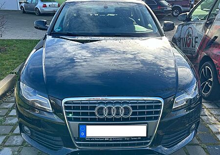 Audi A4 Avant 2.0 TDI DPF Attraction