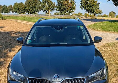Skoda Superb Combi 2.0 TDI DSG Style