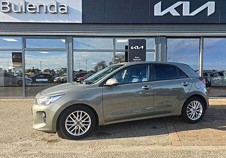 Kia Rio 1.2 Dream Team Navi RFK Satz WKR