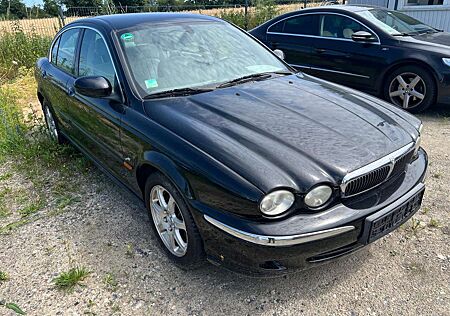 Jaguar X-Type X - Type 2.0 V6