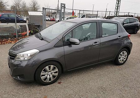 Toyota Yaris 1.4 D-4D Sol