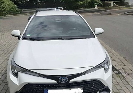 Toyota Corolla 1.8 Hybrid Touring Sports Club