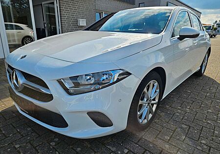 Mercedes-Benz A 220 KAM NAV AUTOMATIK SHZ LEDER