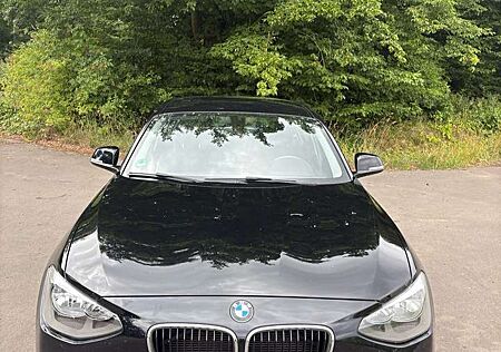 BMW 114i 114 Sport Line