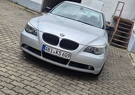 BMW 525i 525