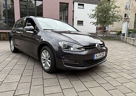 VW Golf Volkswagen 1.6 TDI BlueMotion Technology Lounge