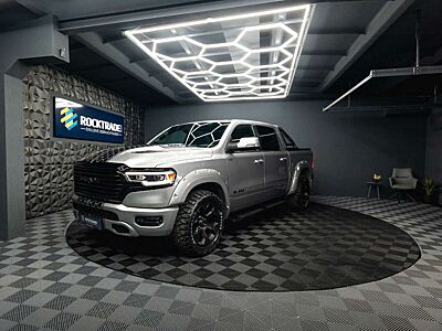 Dodge RAM 5.7 V8 HEMI 4x4 Offroad Night Limited 19%
