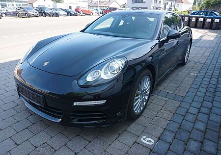 Porsche Panamera E-Hybrid S*Bose*SHD*