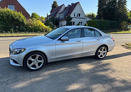 Mercedes-Benz C 220 d Lim. Schalter*Leder+Burmester+LED+18'*Top