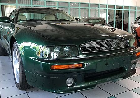 Aston Martin V8 Vantage V8 einer von 101 und ca 40 LHD