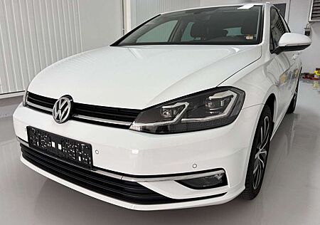 VW Golf Volkswagen VII Lim. Comfortline/LED/Navi
